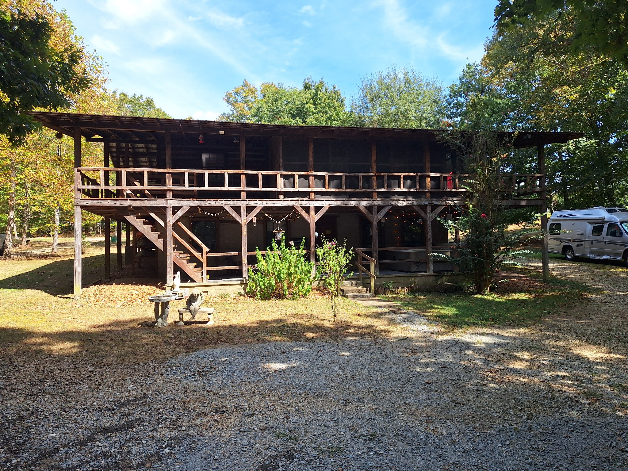 450 Pinson Ln Property Photo 6