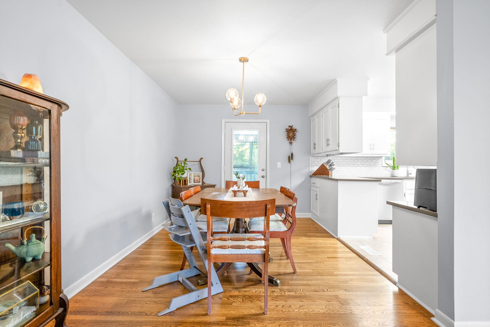 155 E Regent Dr Property Photo 12