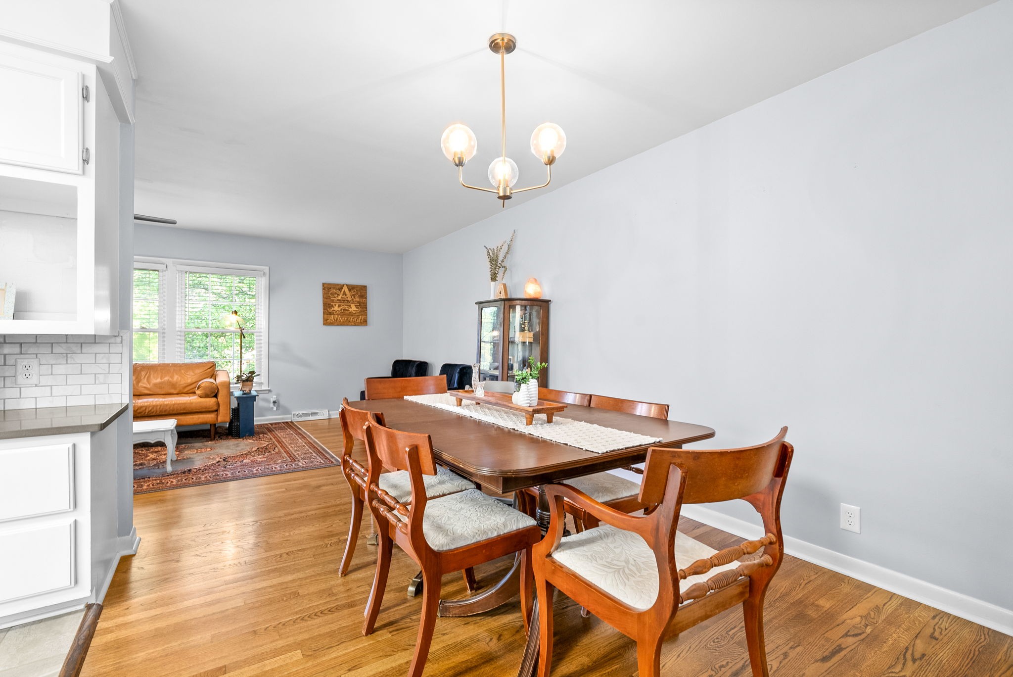 155 E Regent Dr Property Photo 13