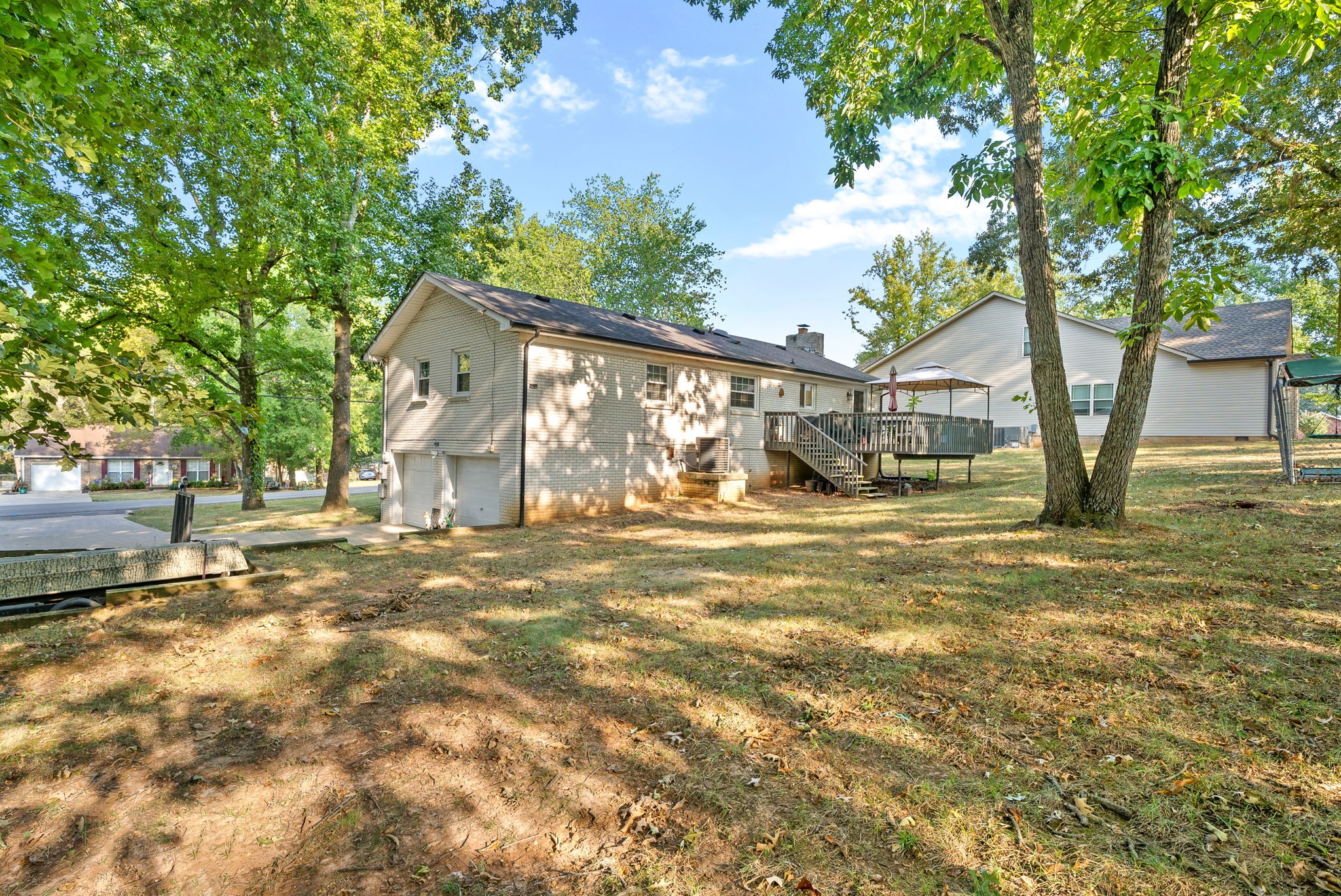 155 E Regent Dr Property Photo 31