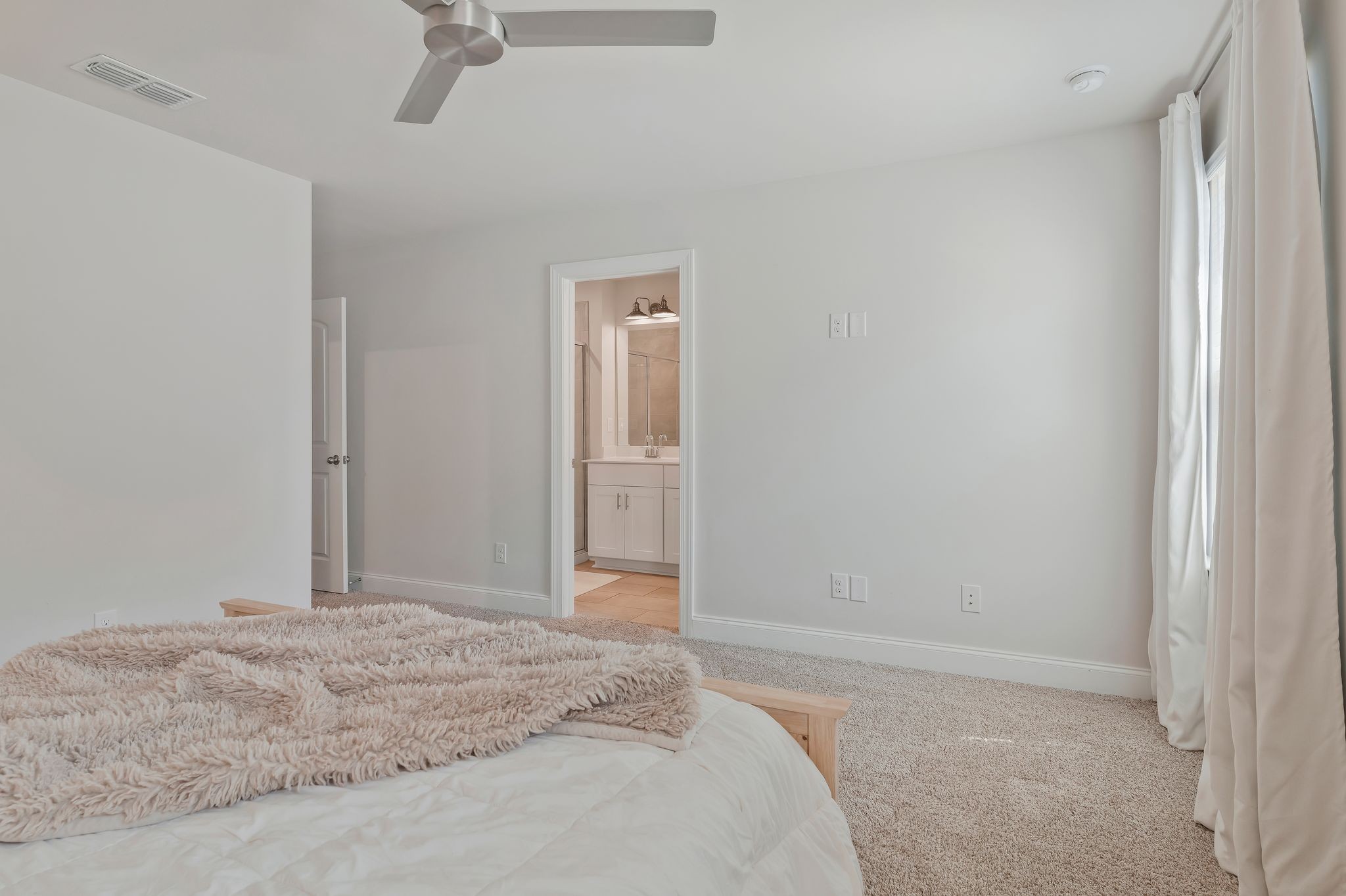 4669 Ridge Bend Dr Property Photo 18