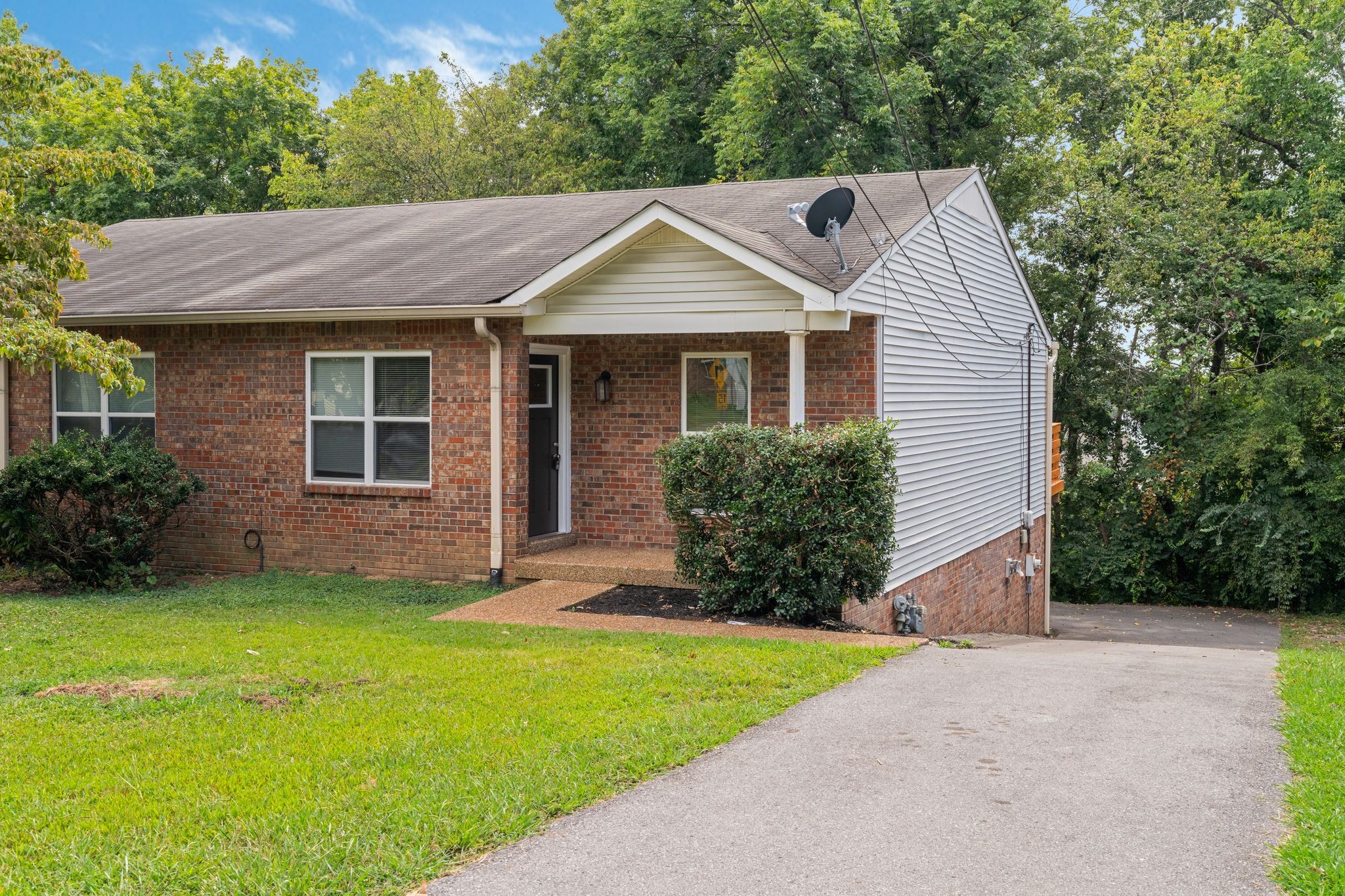 680 Dutchmans Dr Property Photo 1