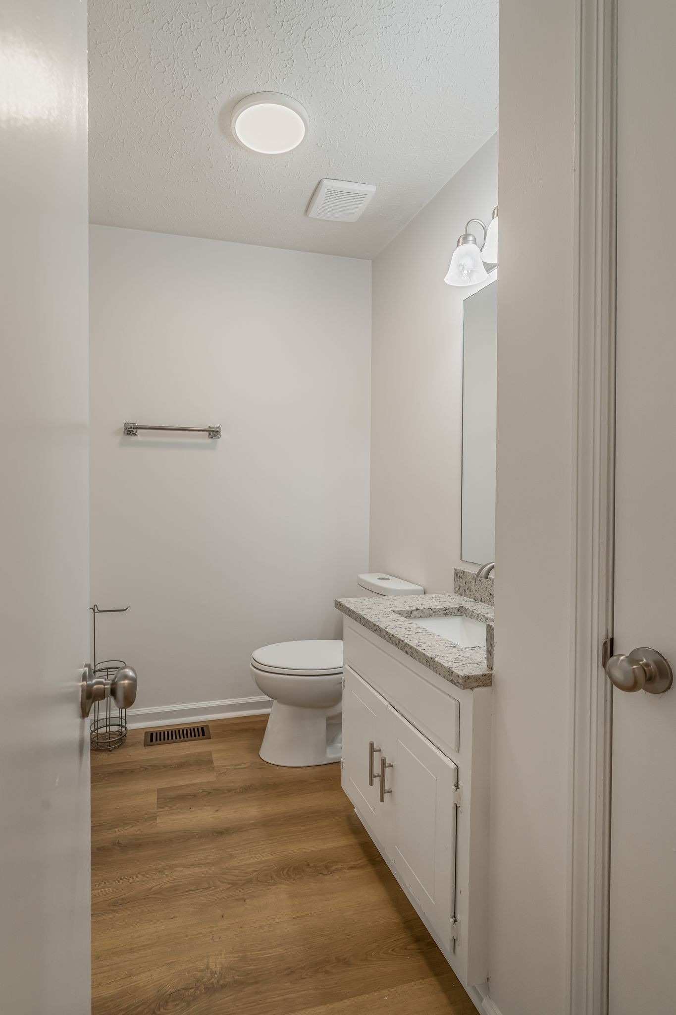 680 Dutchmans Dr Property Photo 21