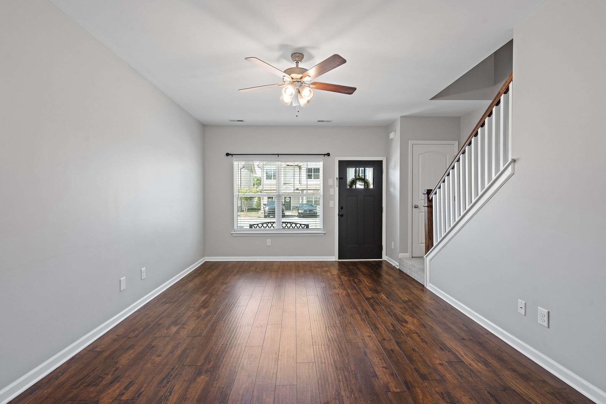 100 Bell Forge Ct Property Photo 6