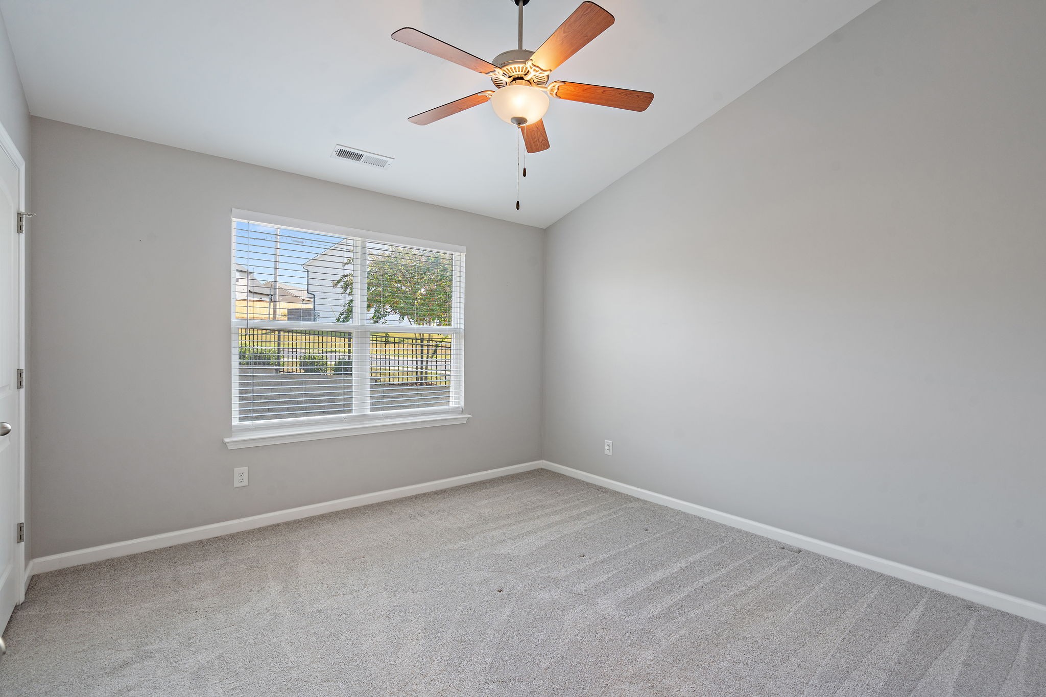 100 Bell Forge Ct Property Photo 14