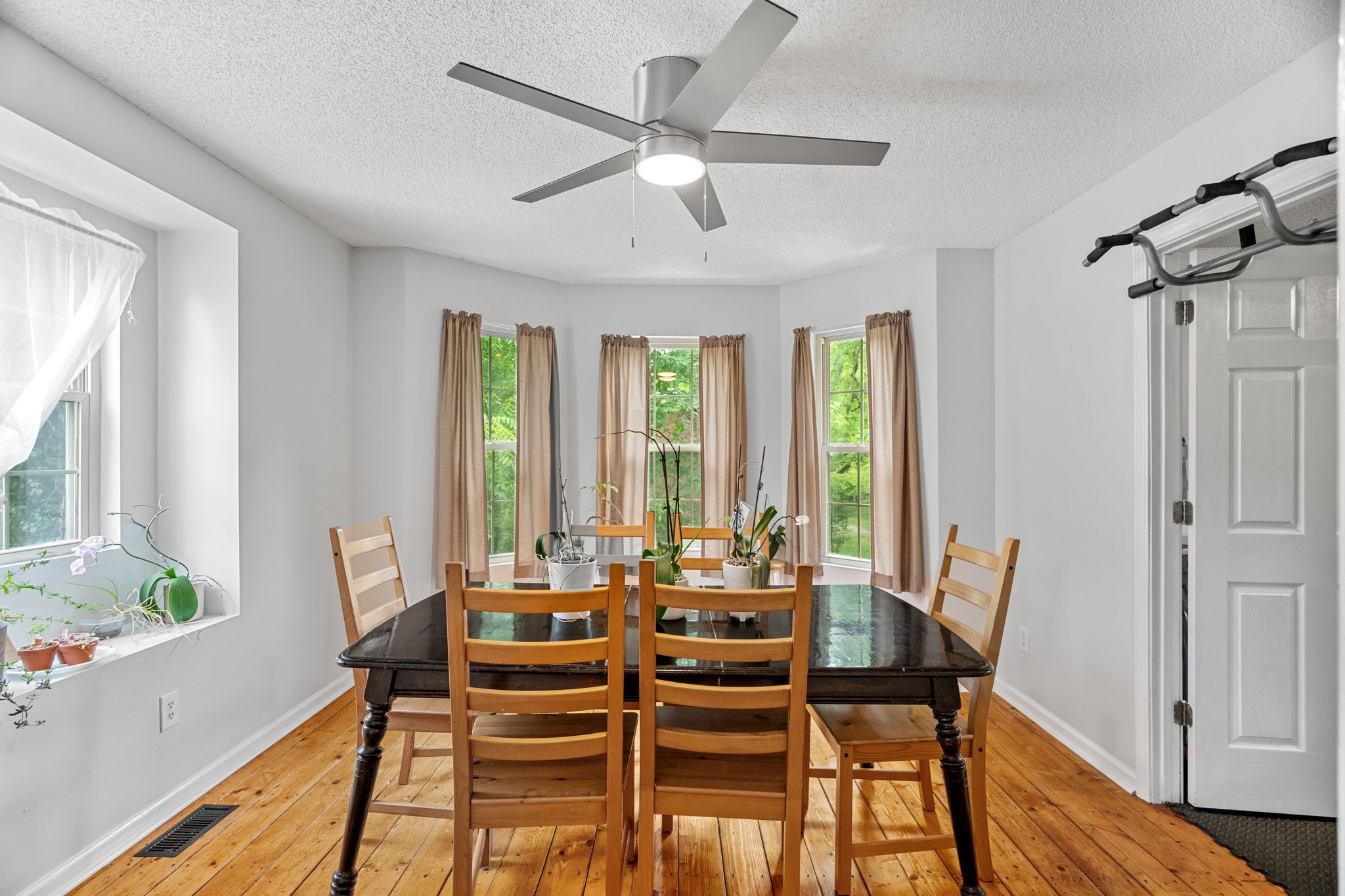 3538 Armstrong Rd Property Photo 9