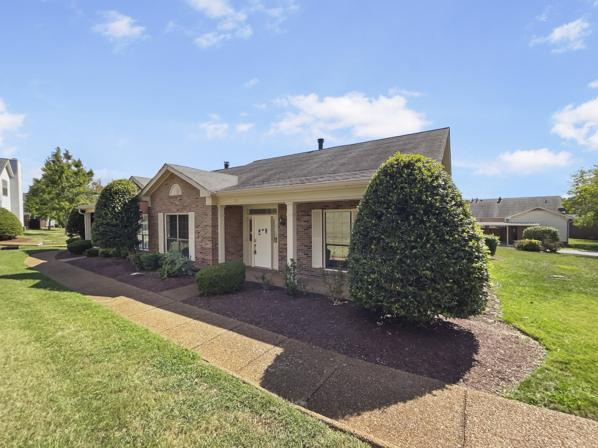 1515 Brentwood Pointe Property Photo 8