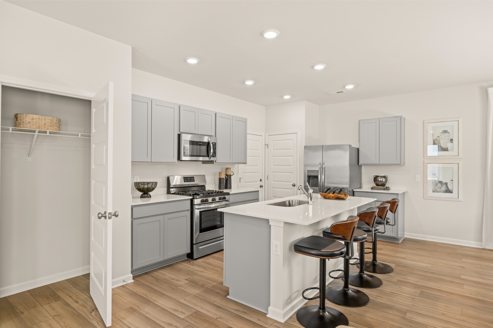 3128 Lymans Ridge Road Property Photo 14