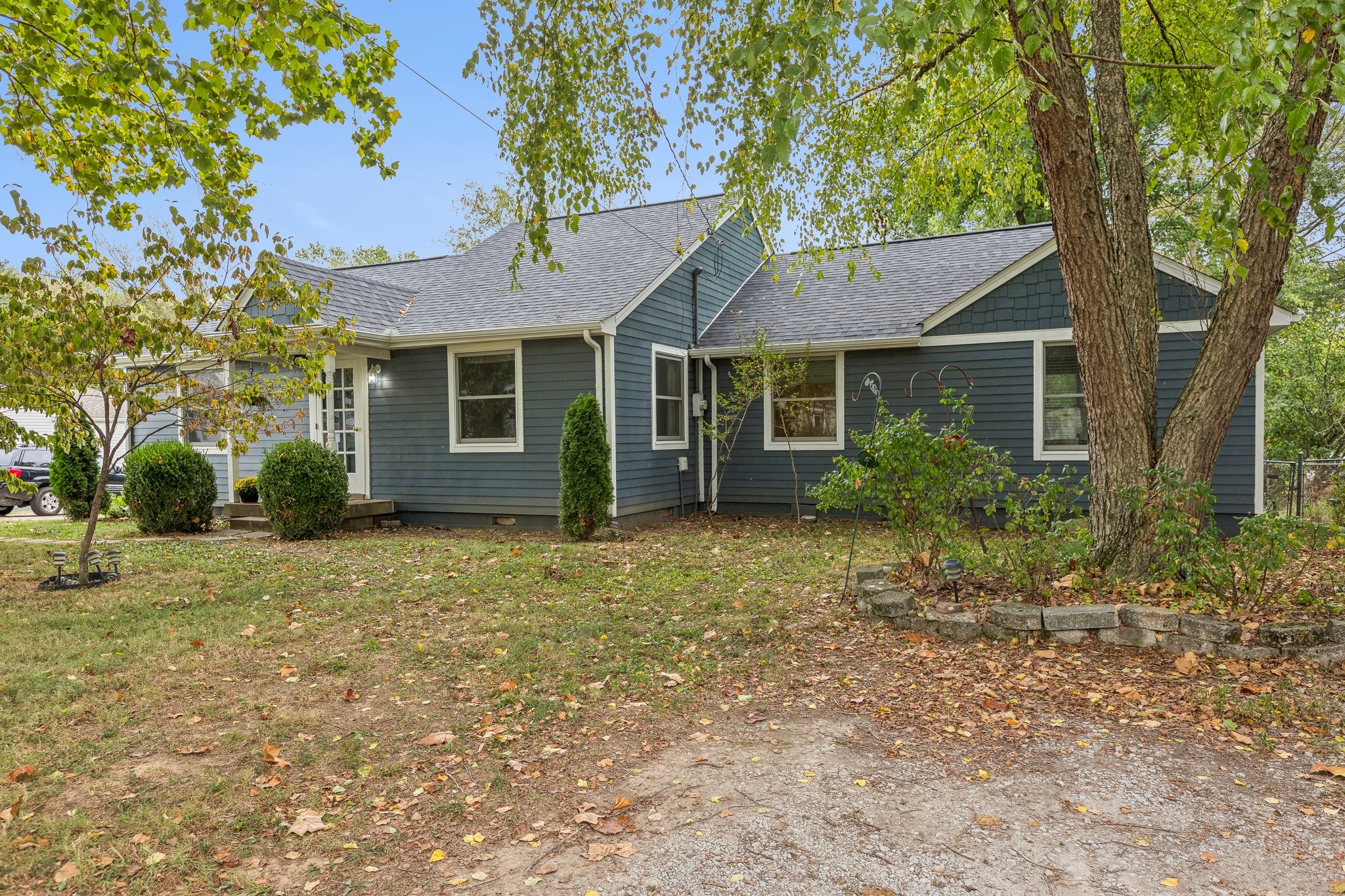 107 Gibson Dr Property Photo 3