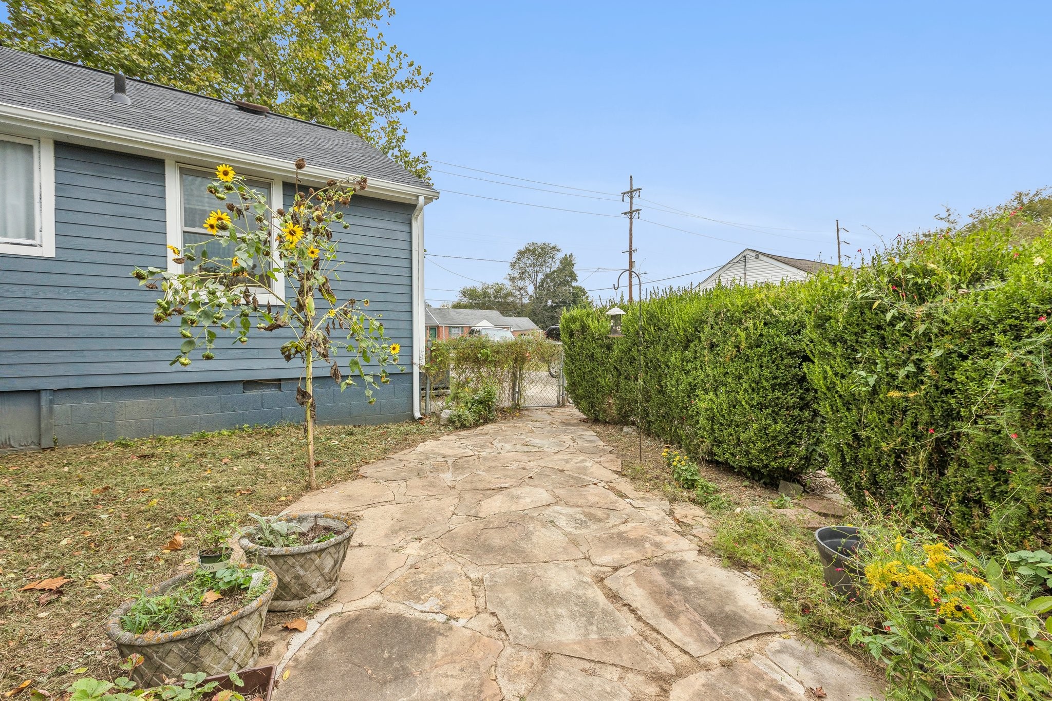 107 Gibson Dr Property Photo 38