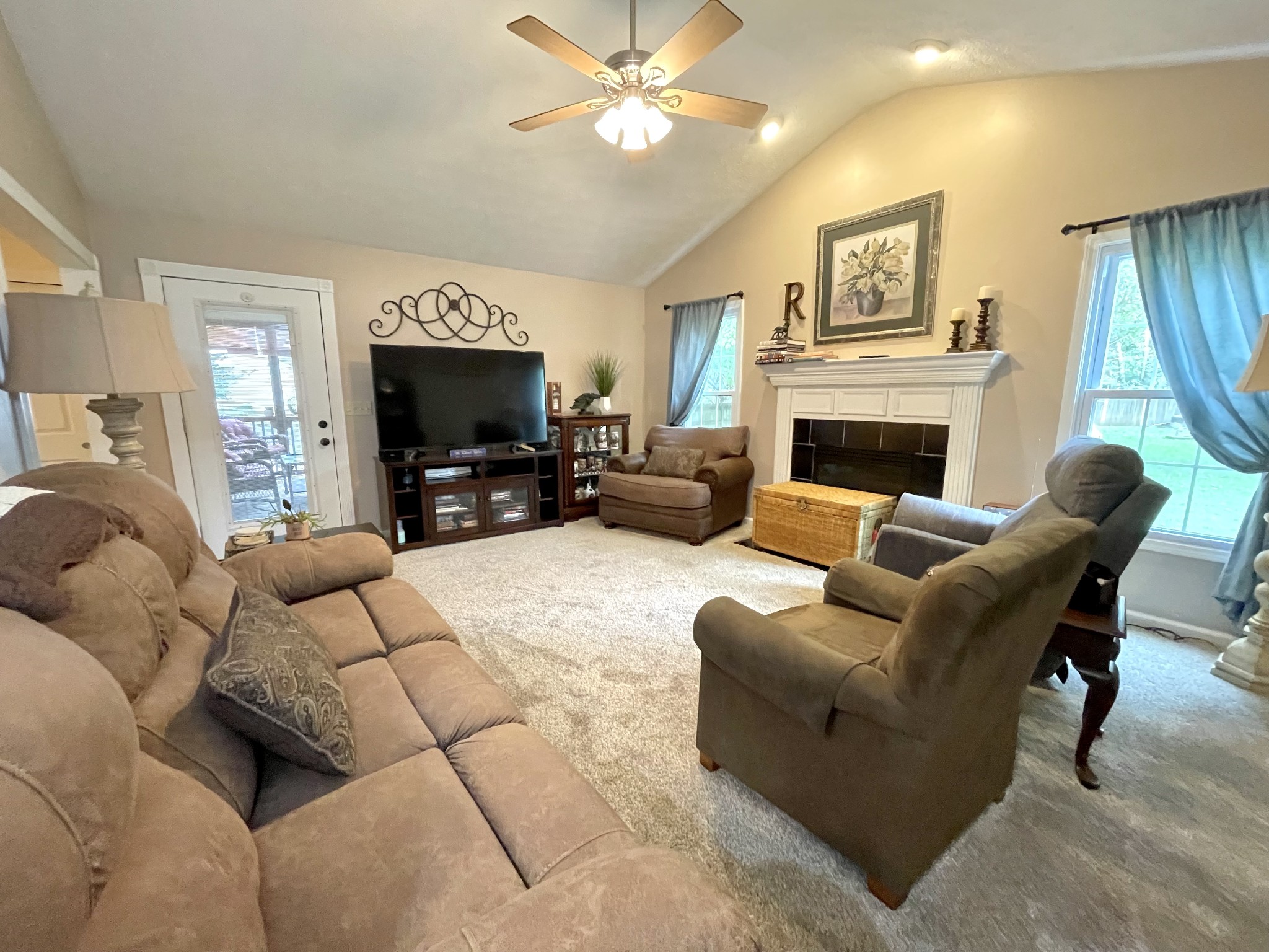 1205 Bark Ridge Cir Property Photo 17