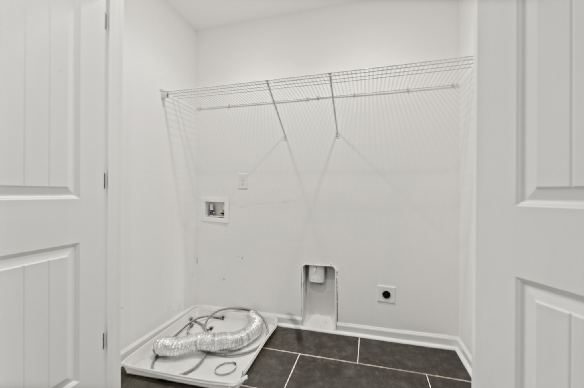 251 Signature Pl Property Photo 11