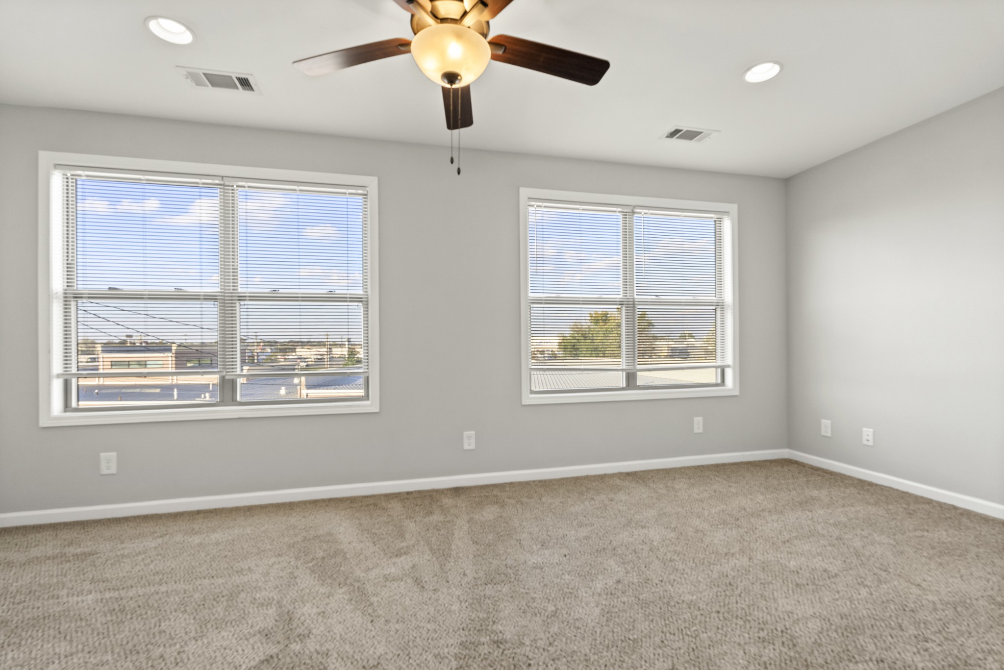251 Signature Pl Property Photo 13