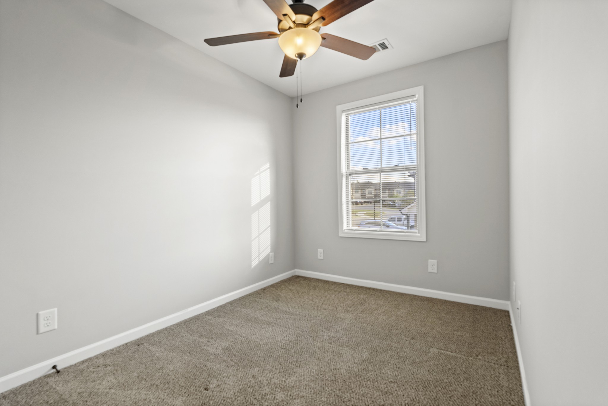 251 Signature Pl Property Photo 20