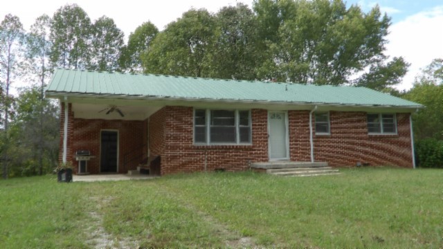 80 Schell Ln Property Photo 3