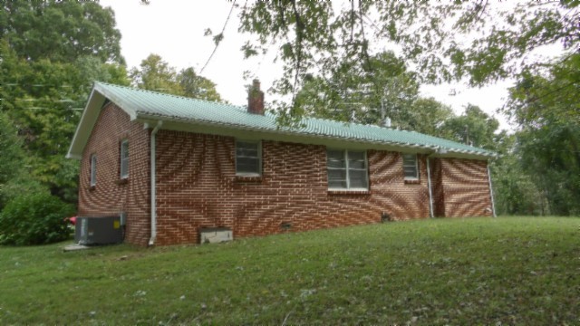 80 Schell Ln Property Photo 4