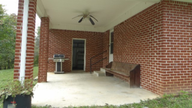 80 Schell Ln Property Photo 8
