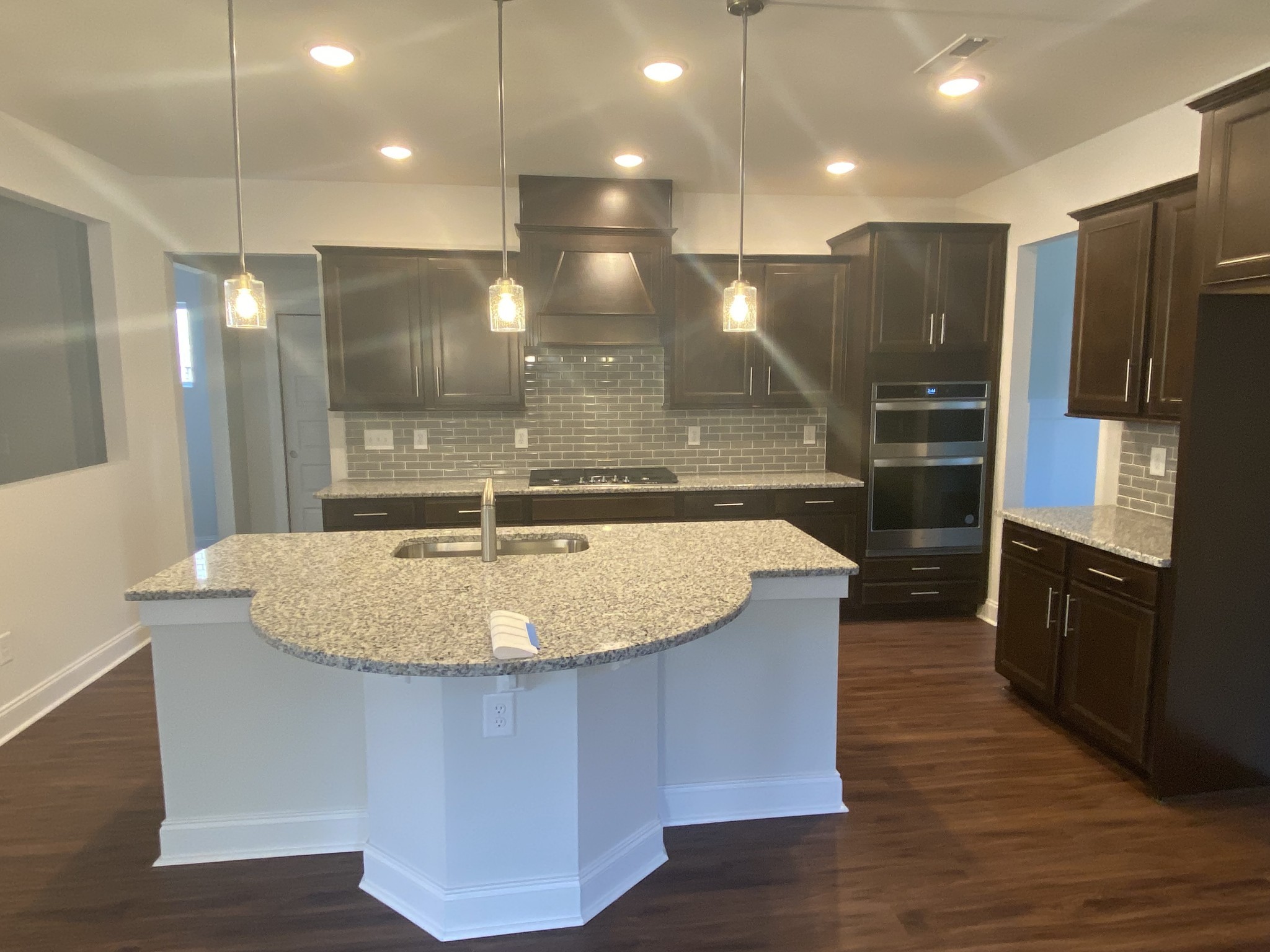 1168 Carlisle Place Property Photo 4
