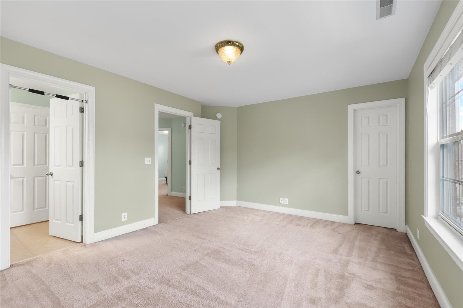 502 Savannah Rdg Property Photo 37
