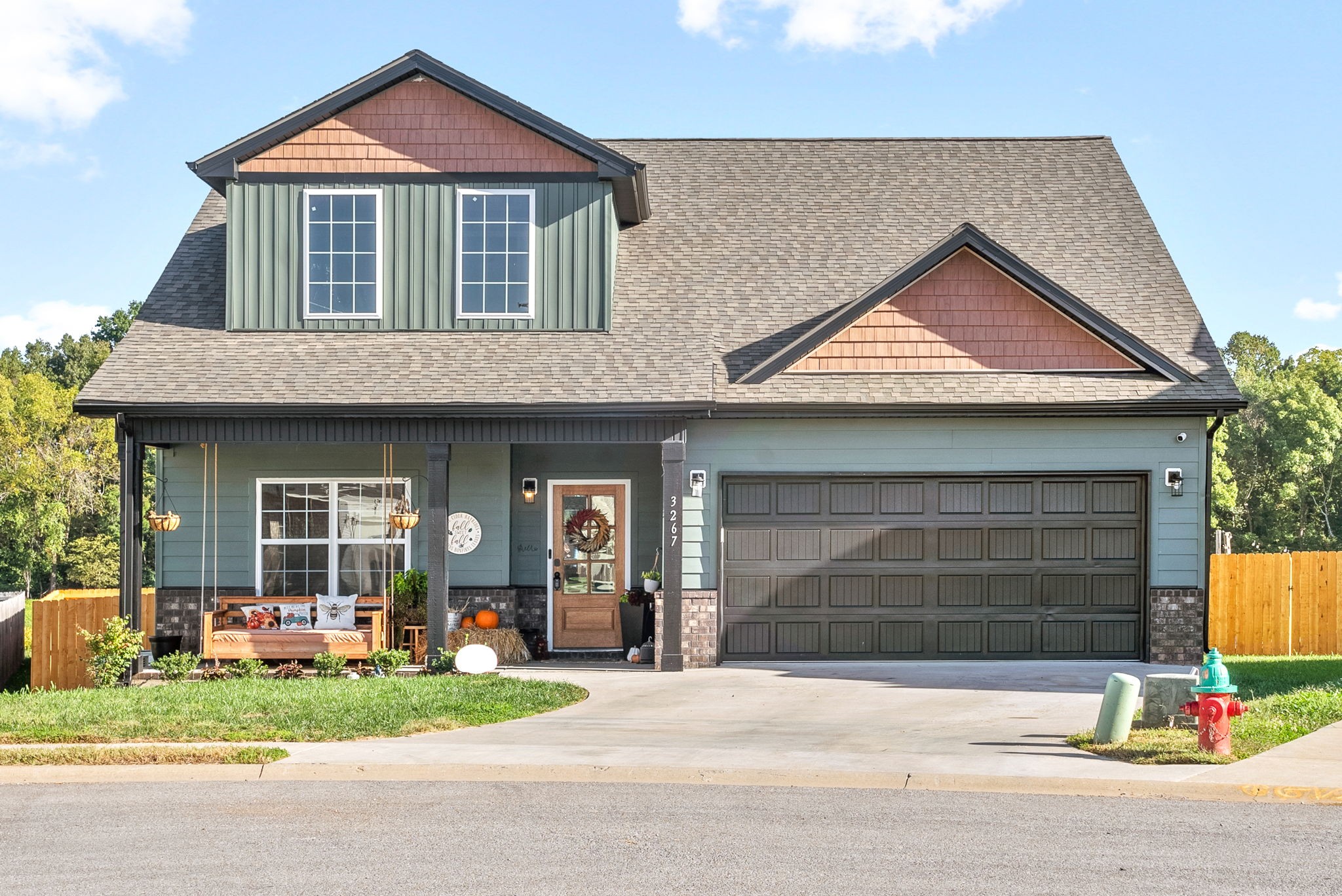 3267 Haymeadow Ln Property Photo 1