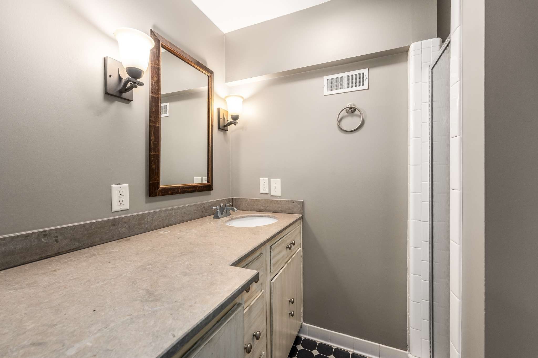 4412 Chickering Lane Property Photo 47