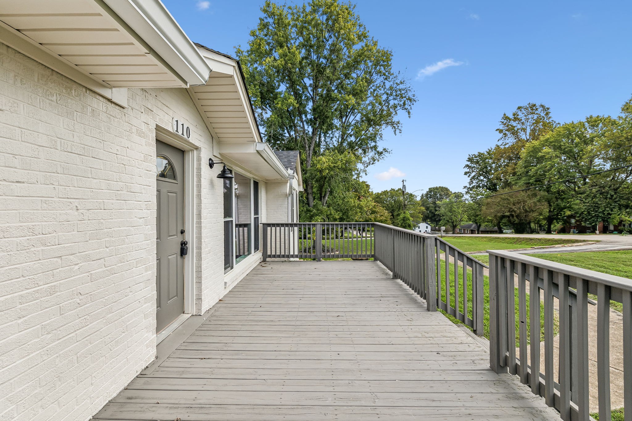 110 S Laurel Cir Property Photo 5