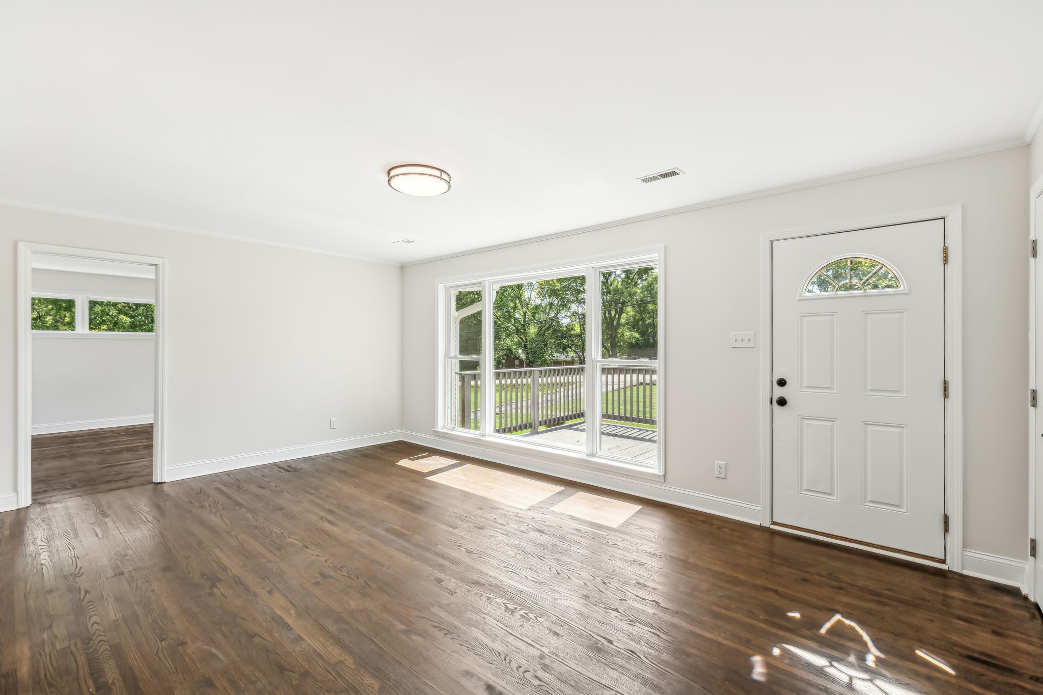 110 S Laurel Cir Property Photo 8