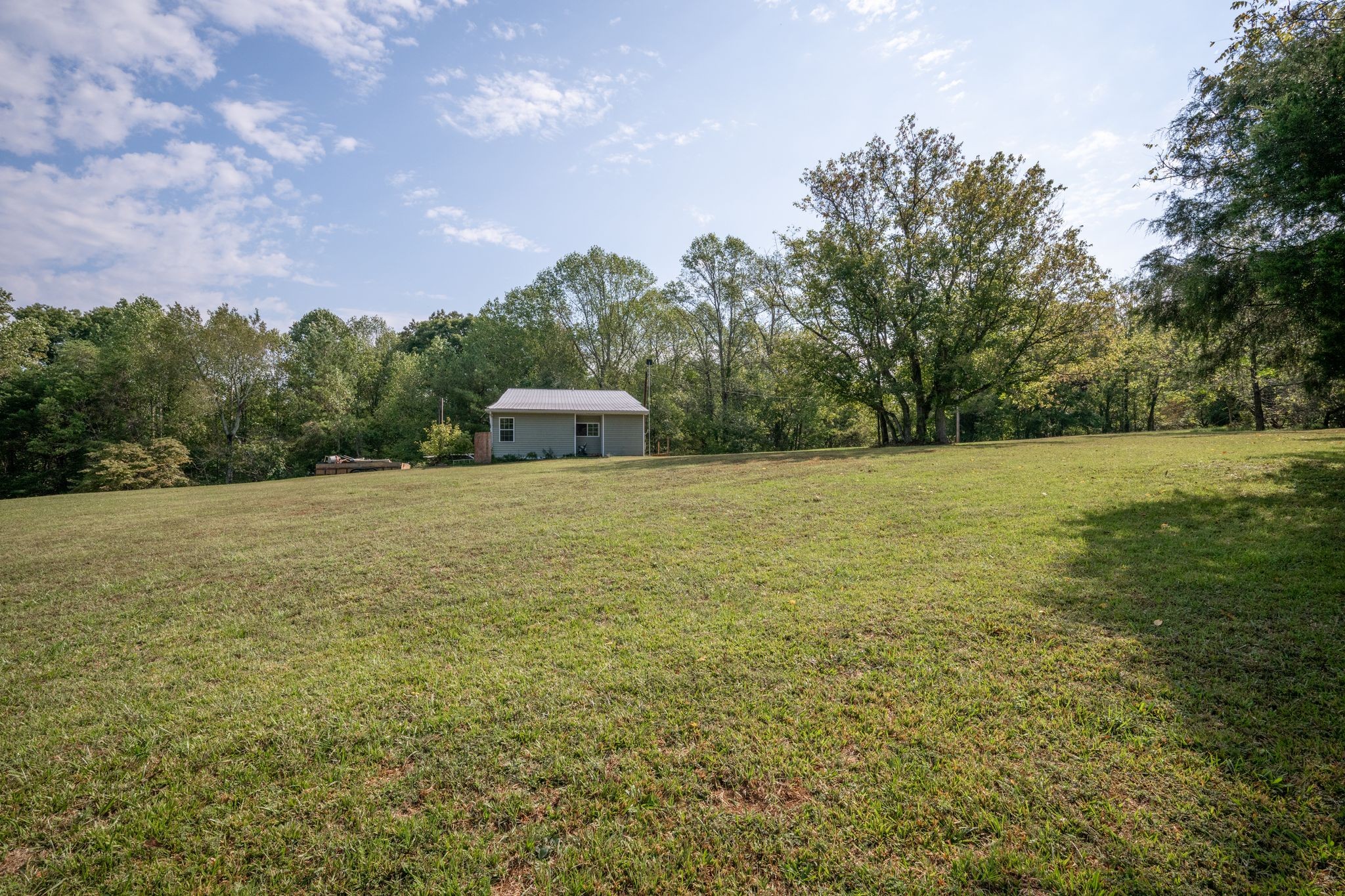 115 Brown Cemetery Rd Property Photo 2