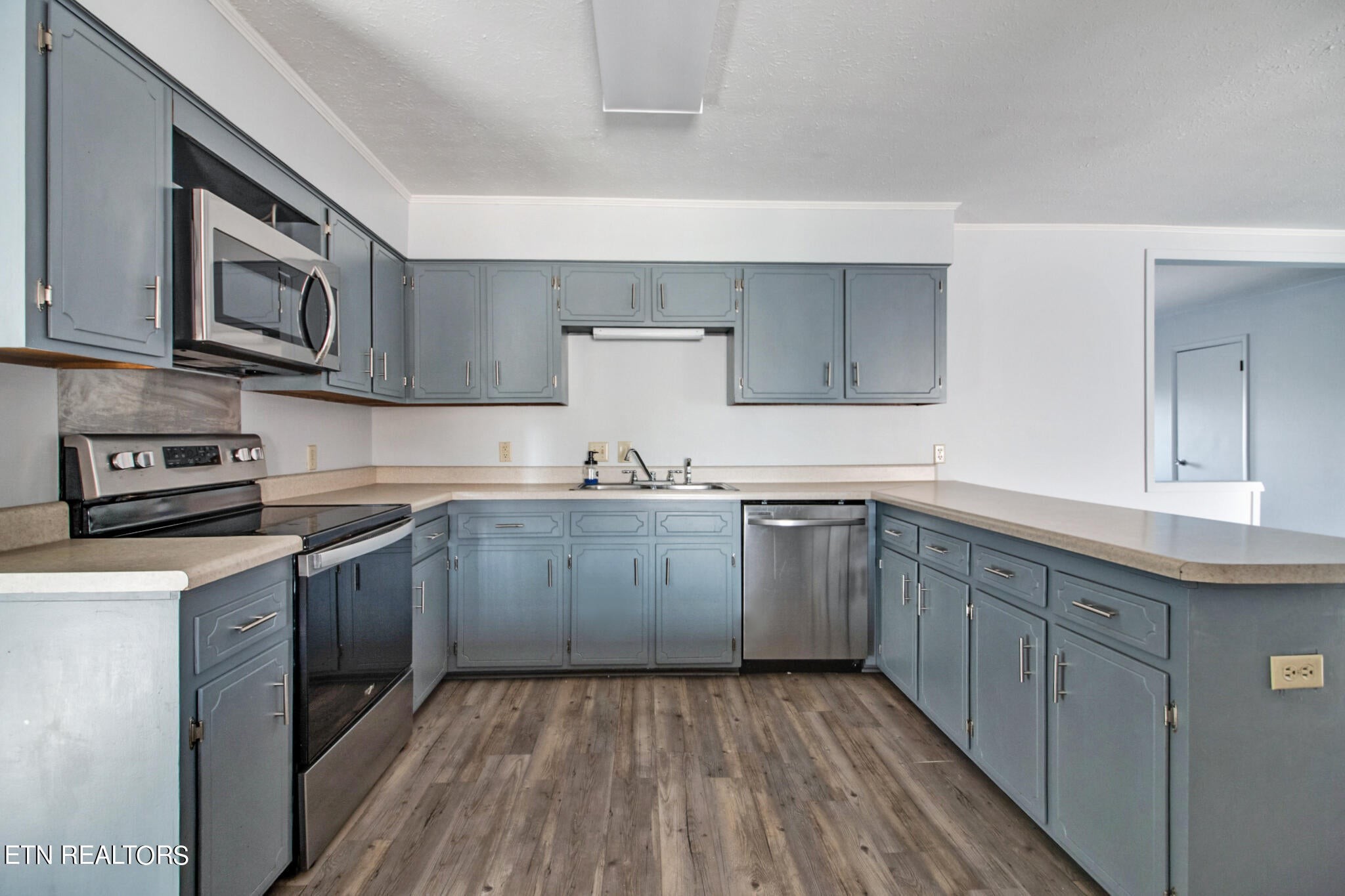 634 Lawson Rd Property Photo 13