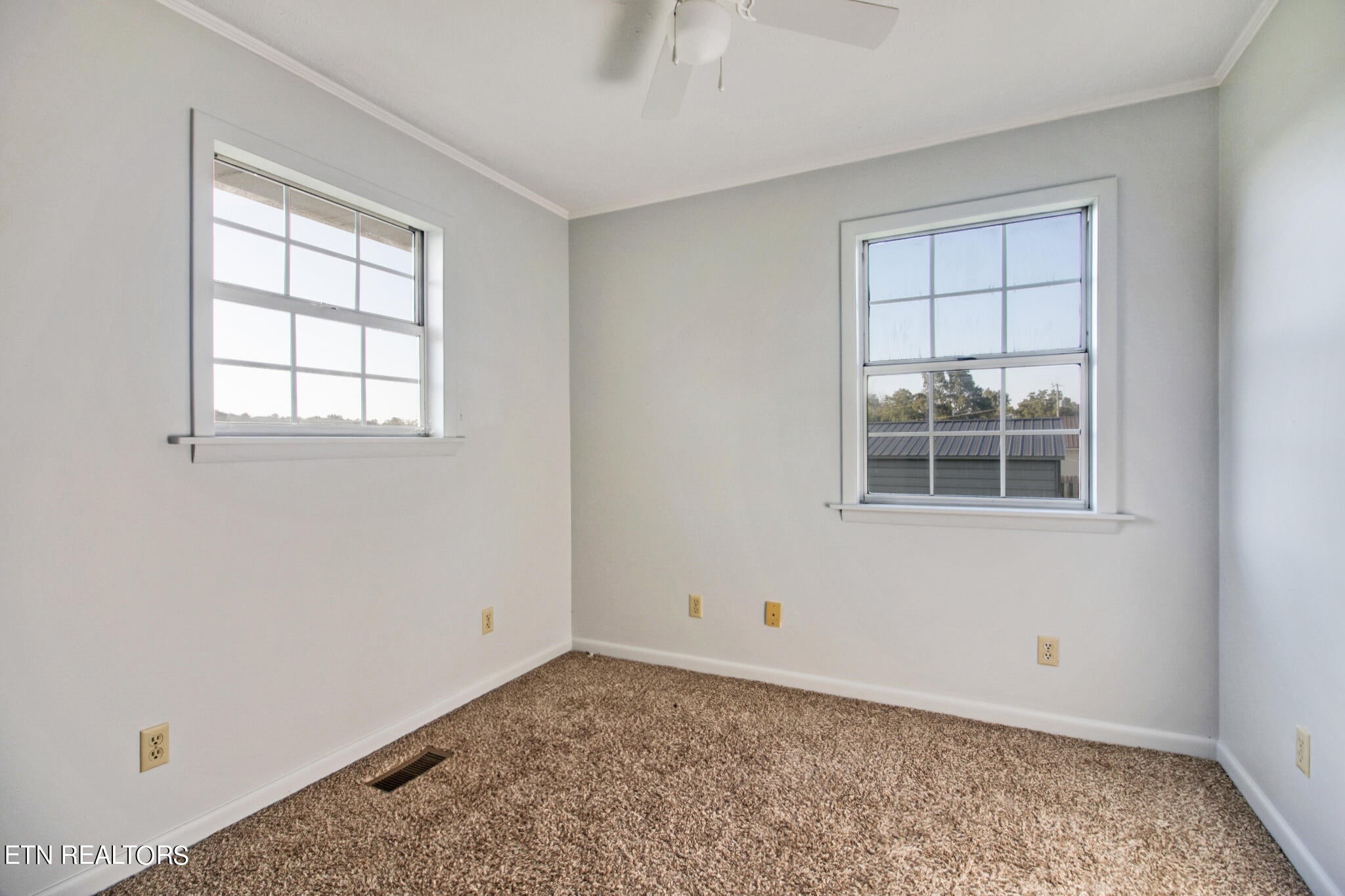 634 Lawson Rd Property Photo 31