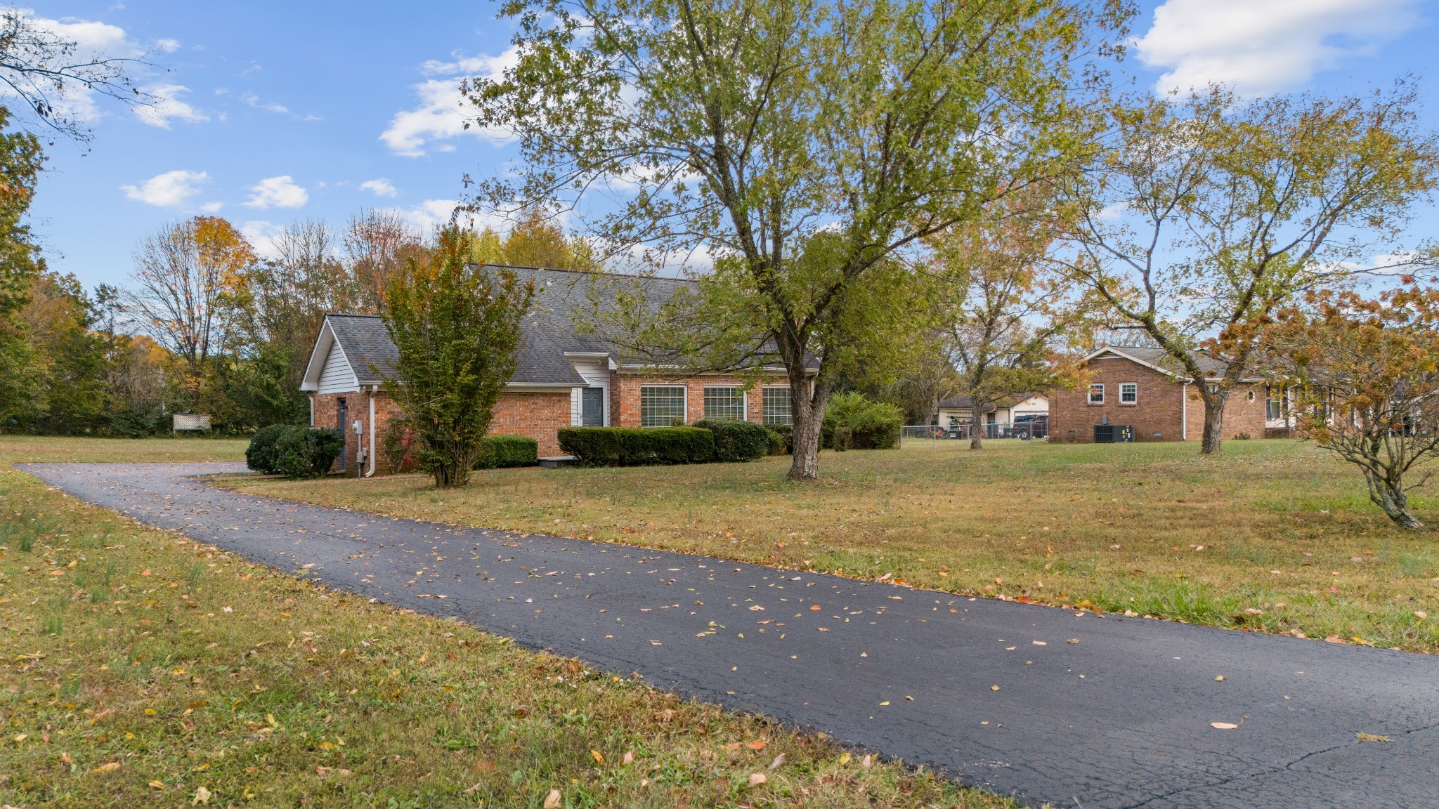136 Bland Dr Property Photo 2