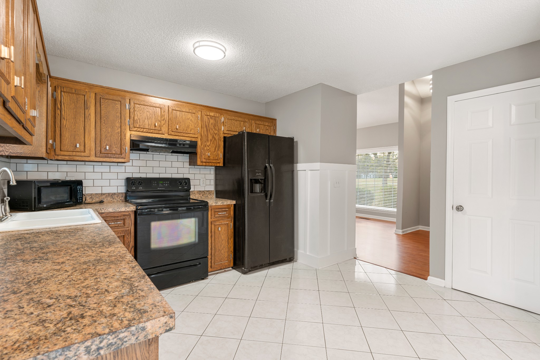 136 Bland Dr Property Photo 8