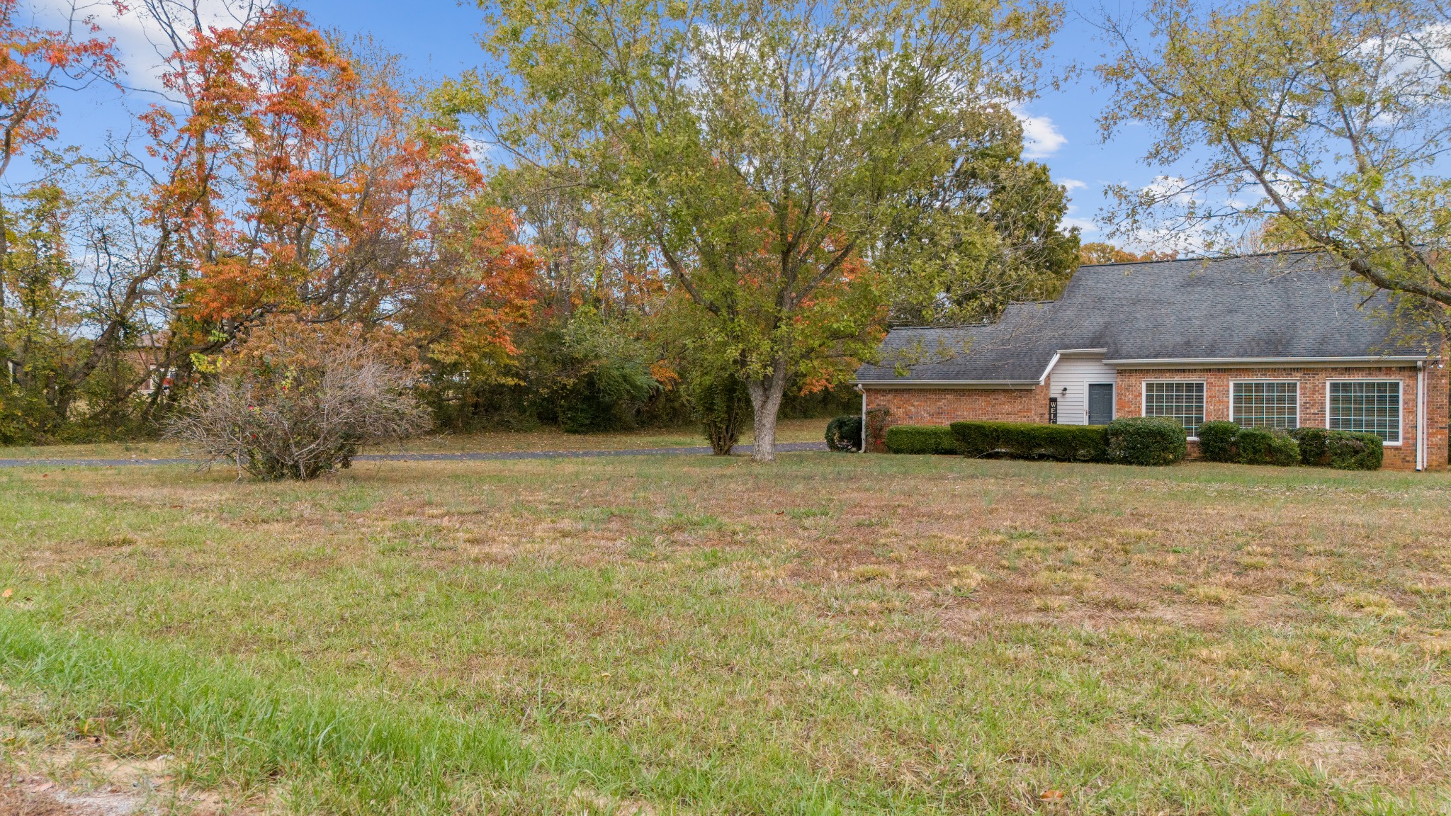 136 Bland Dr Property Photo 23