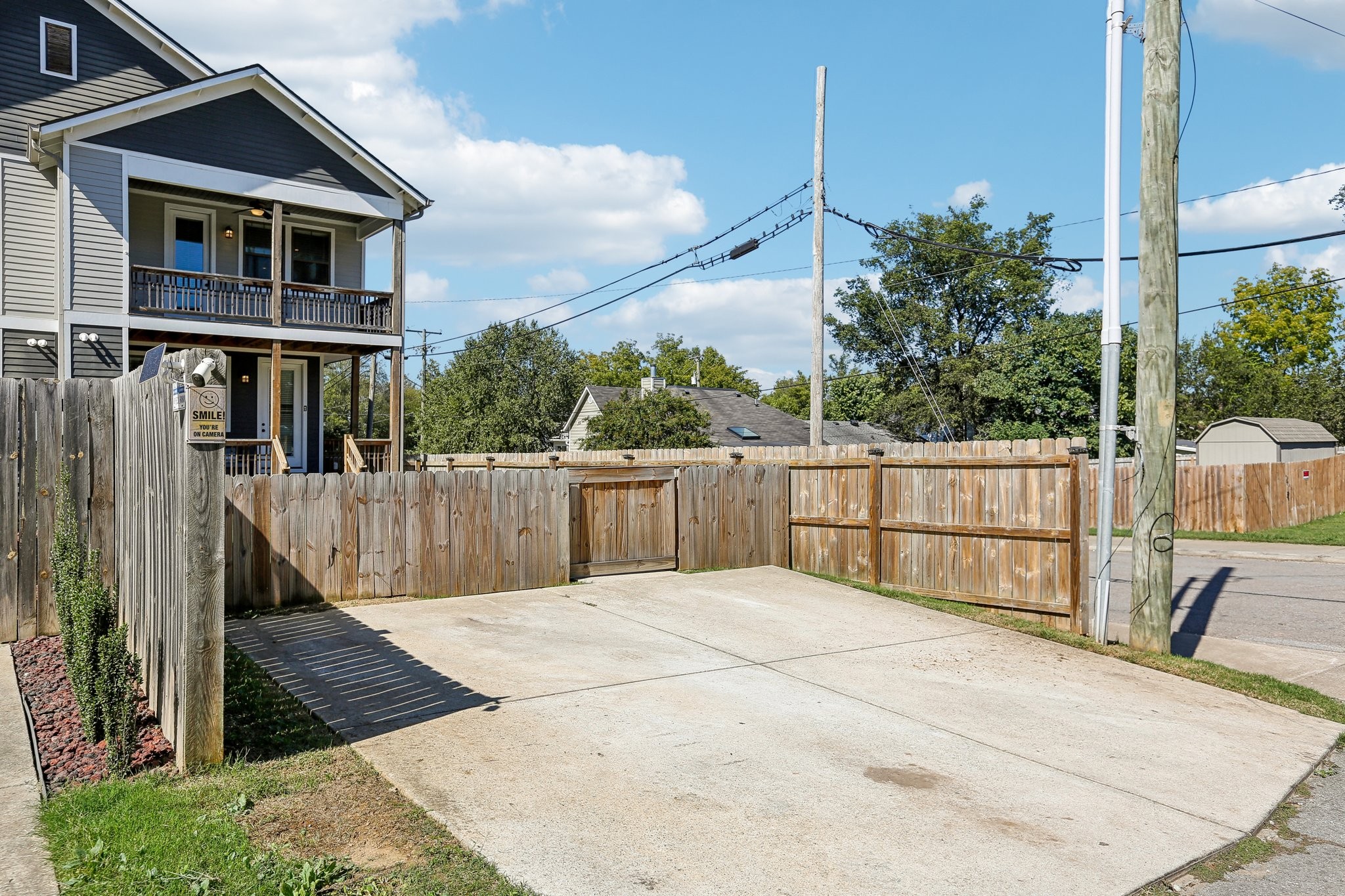717 Stockell St Property Photo 39