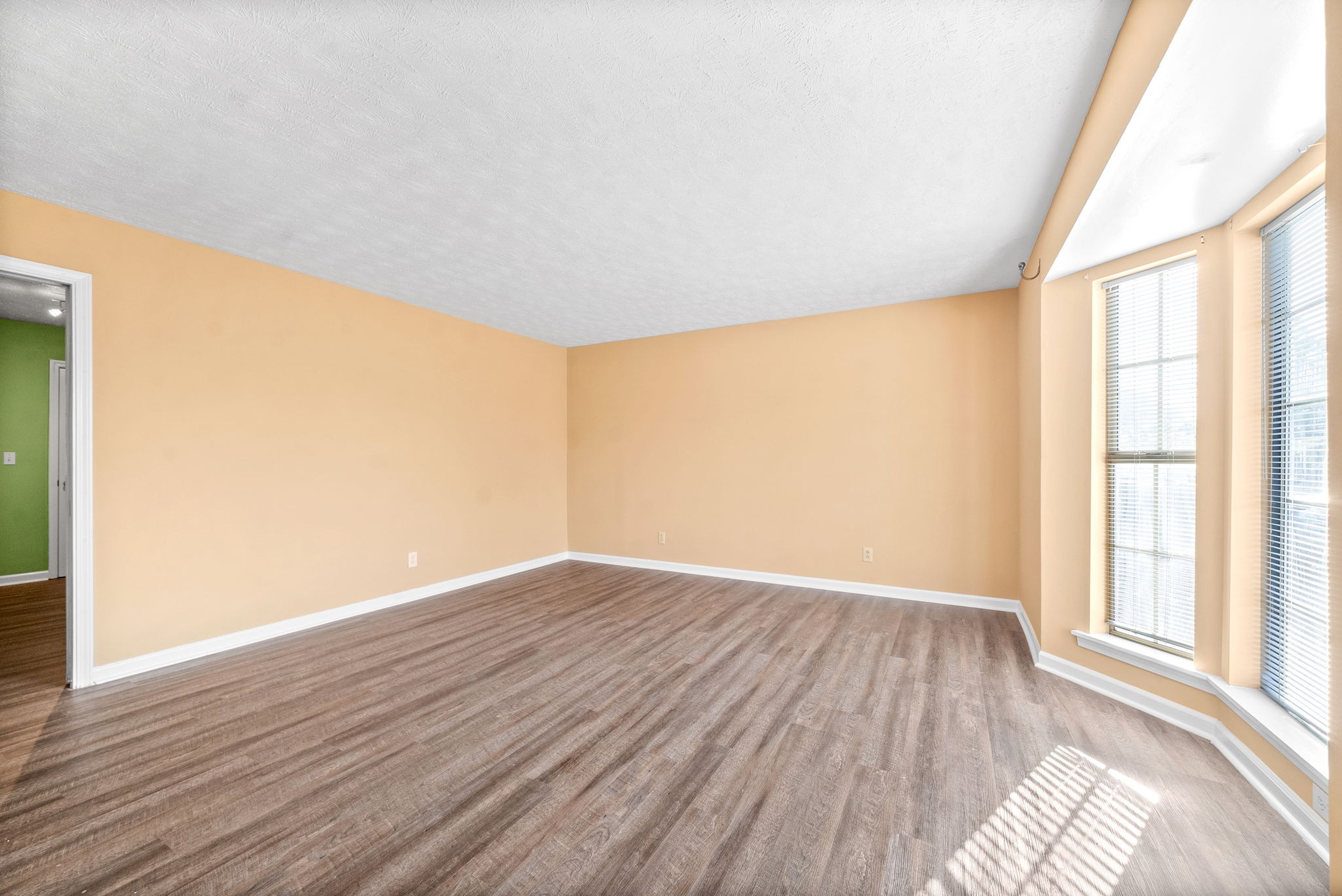 1647 Baltimore Drive Property Photo 6