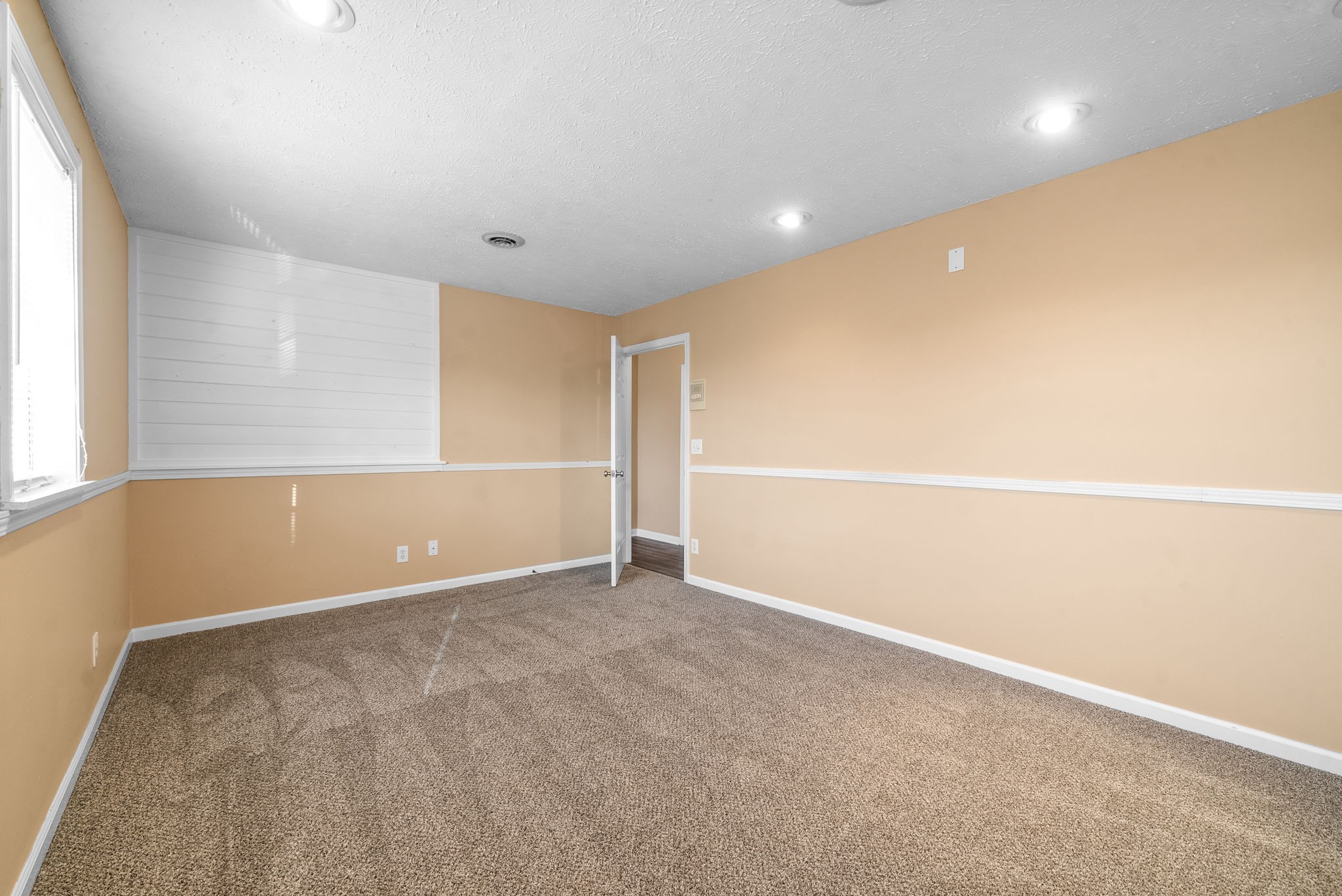 1647 Baltimore Drive Property Photo 17