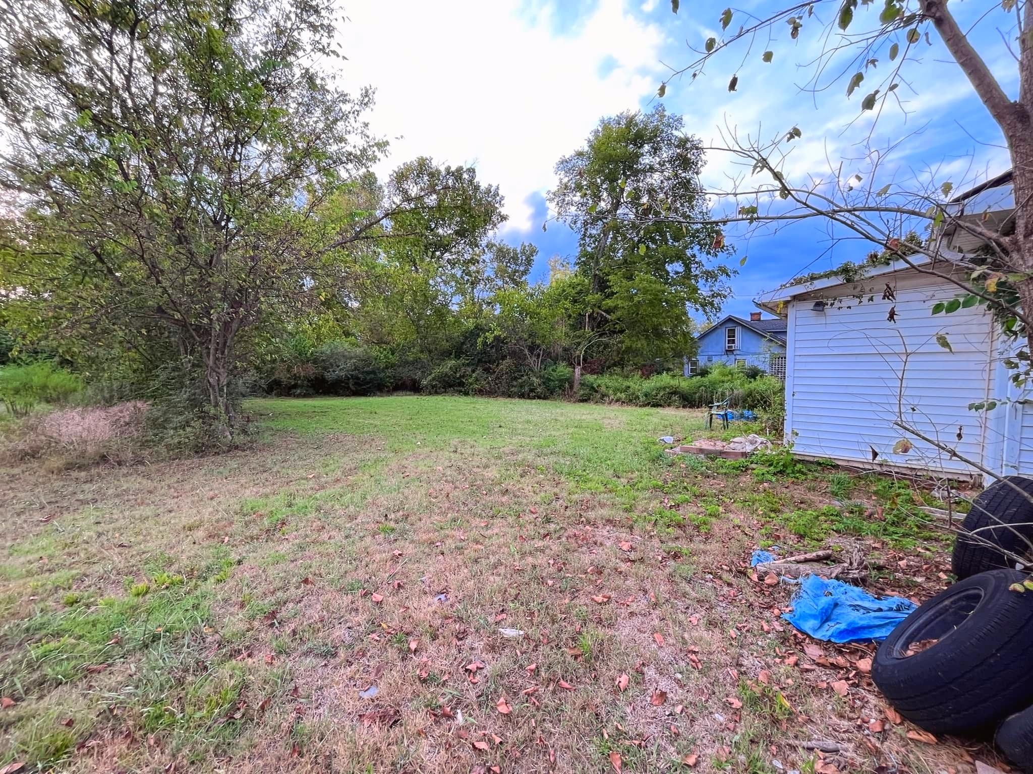 614 Tater Peeler Rd Property Photo 3
