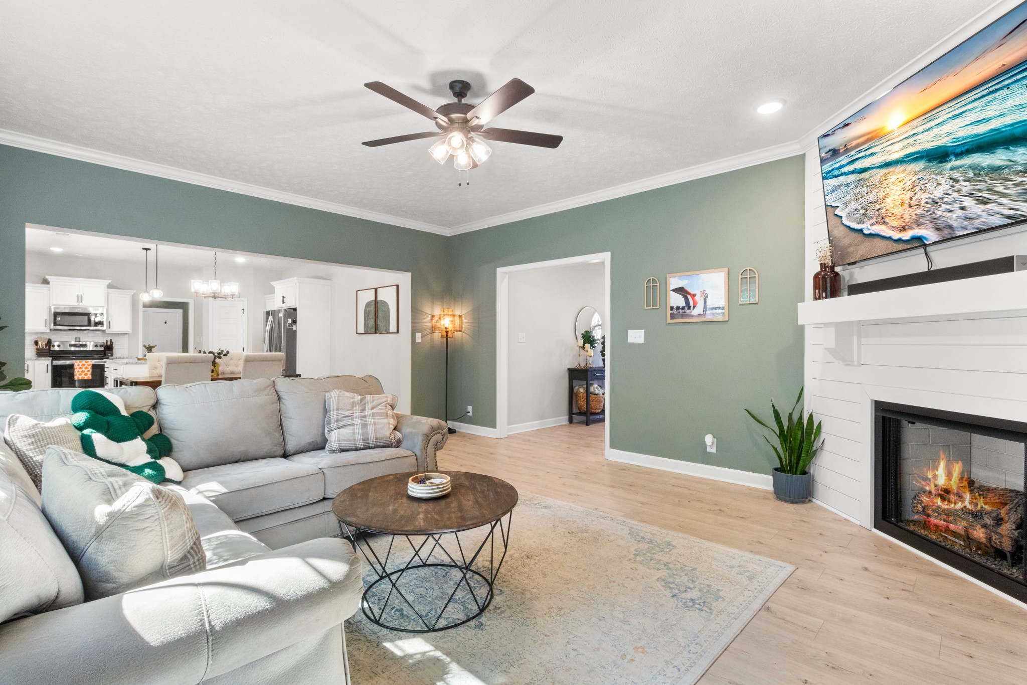 1013 Brightwood Ct Property Photo 8