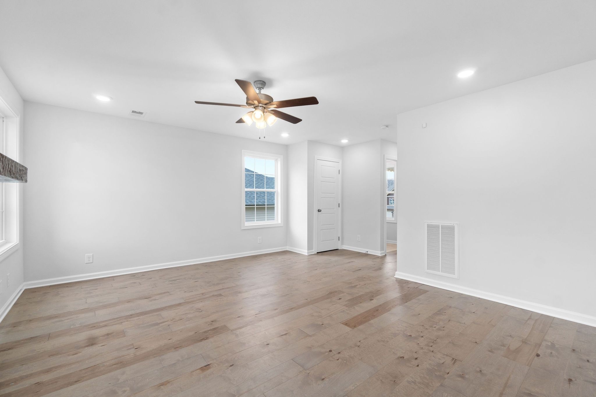 787 Jodine Ann Dr Property Photo 14
