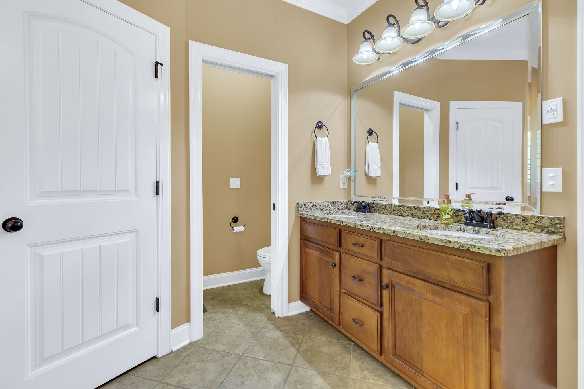 2923 Frank Robinson Dr Property Photo 21