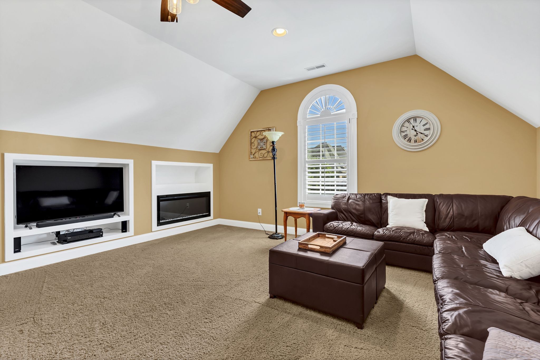 2923 Frank Robinson Dr Property Photo 27