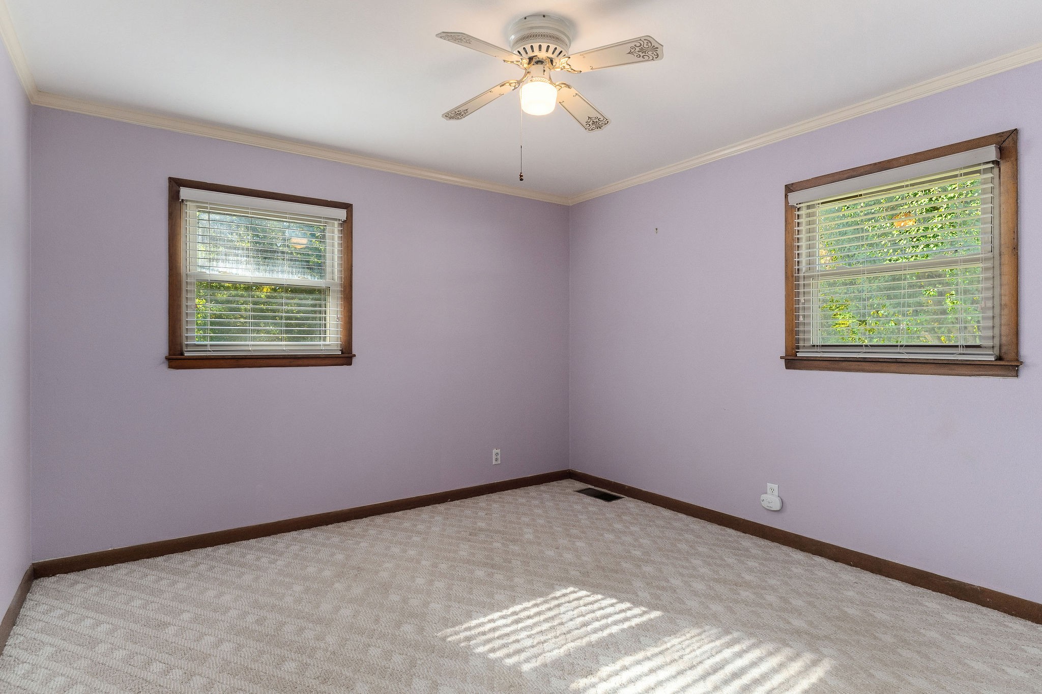 111 Parkview Dr Property Photo 18