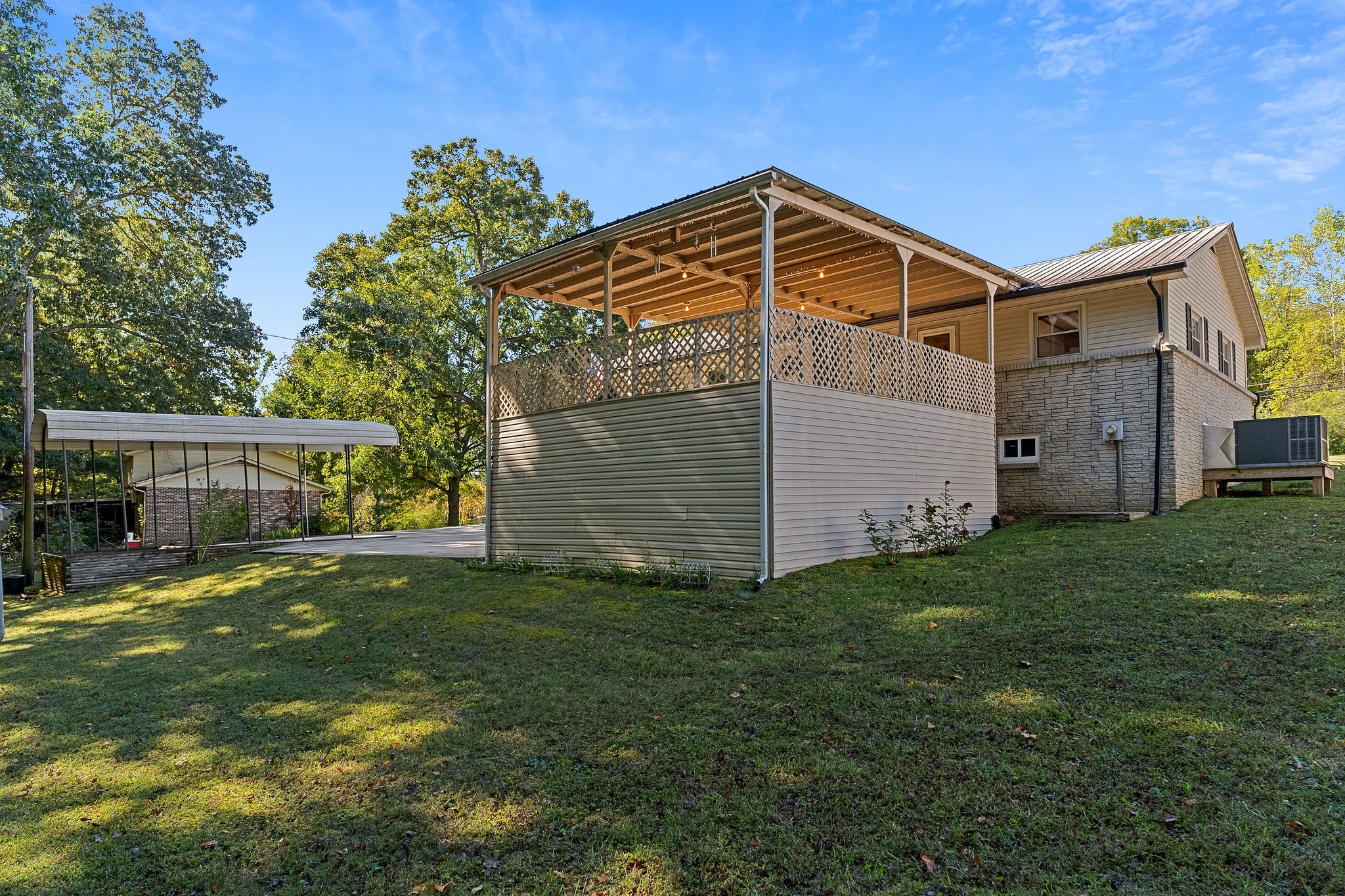 111 Parkview Dr Property Photo 34