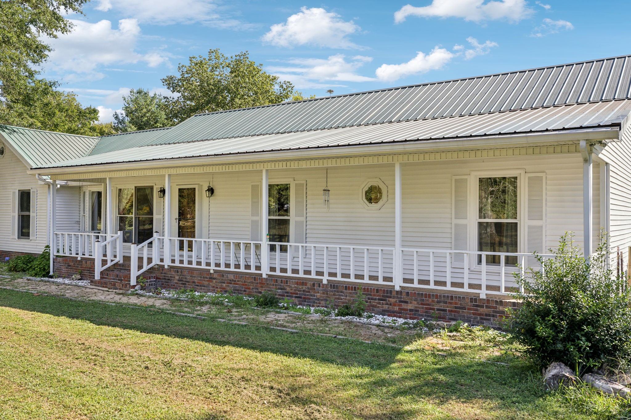 600 Blooming Grove Rd Property Photo 4