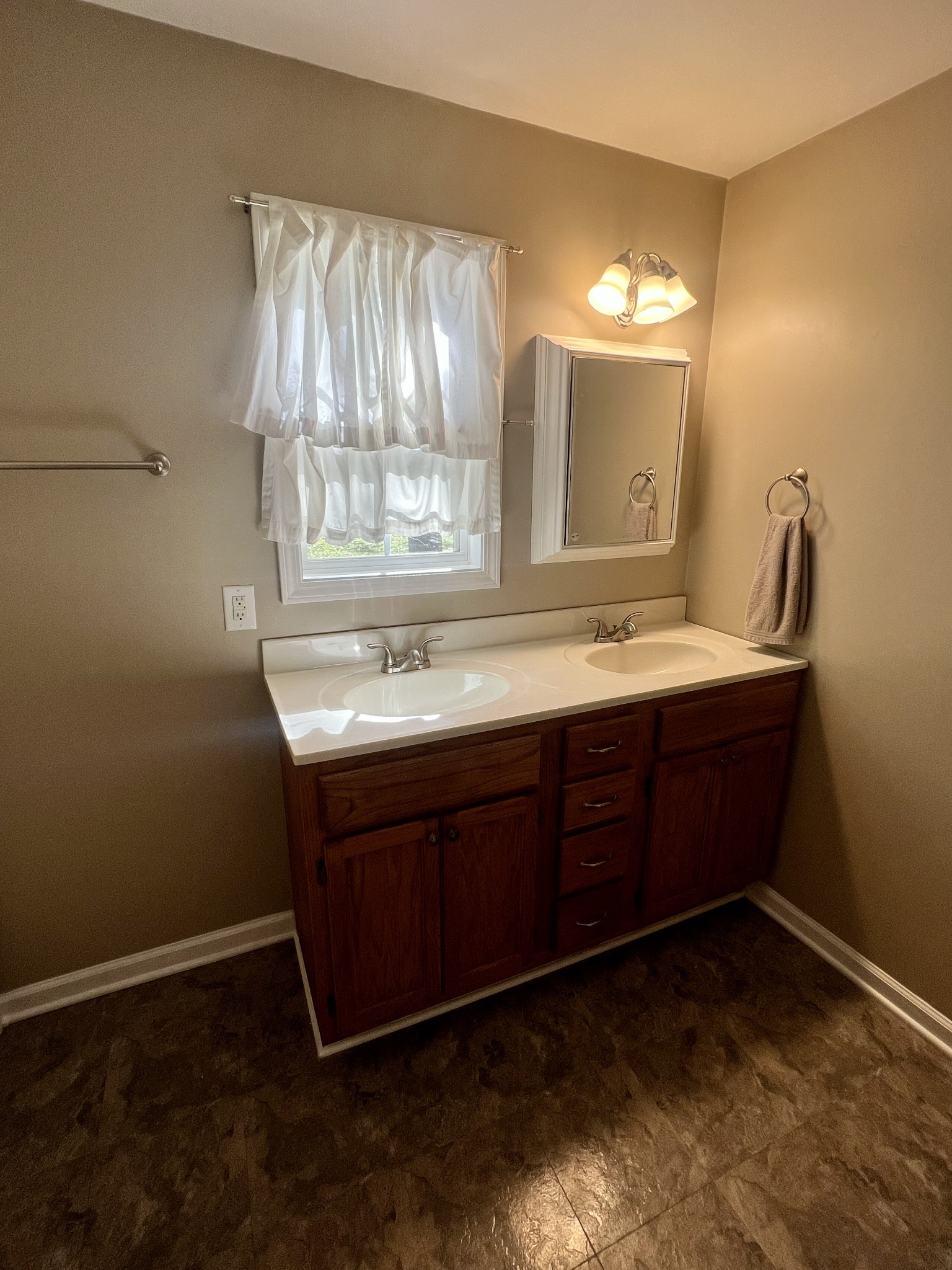 1518 Matlock Dr Property Photo 31