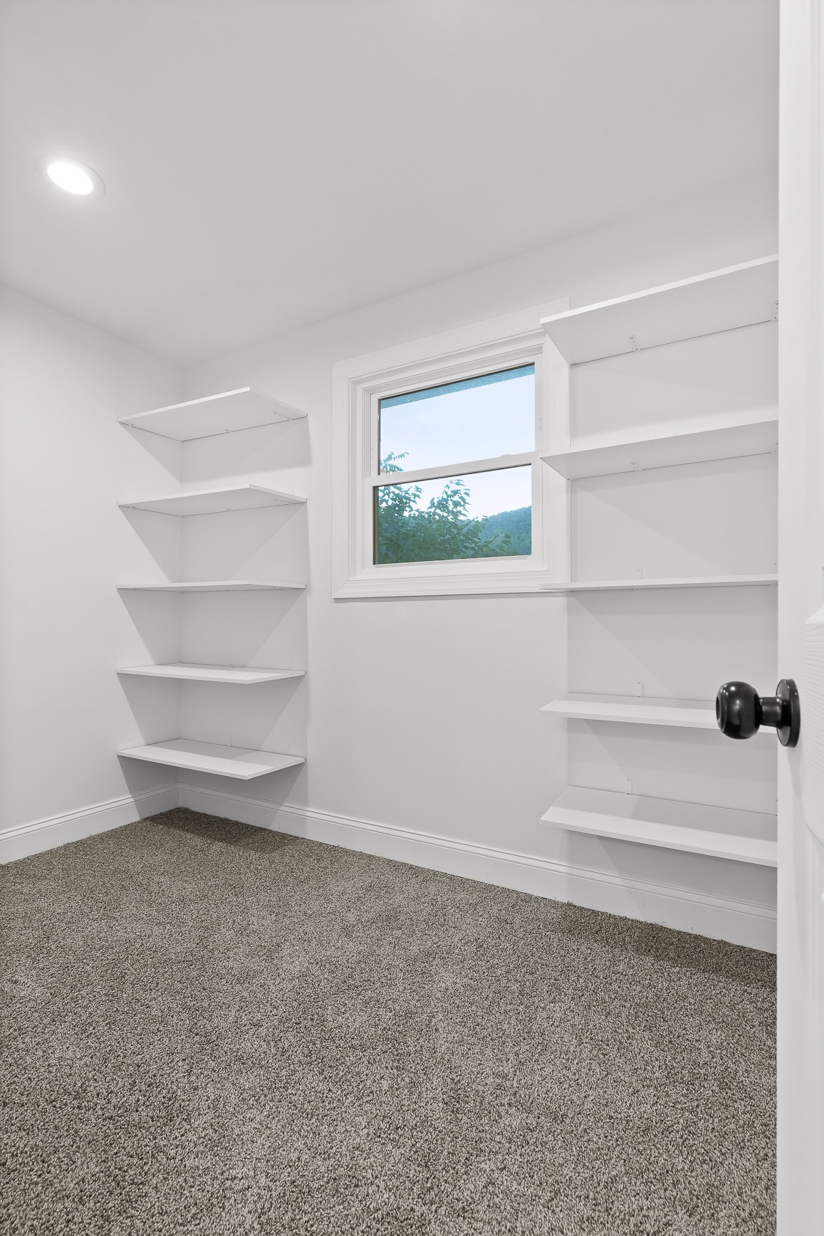 106 Oak Ave Property Photo 31