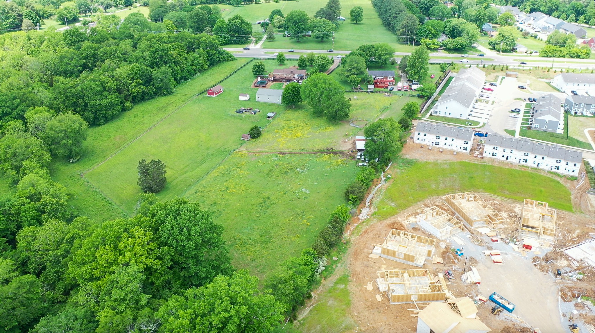 2358 Nashville Hwy Property Photo 12