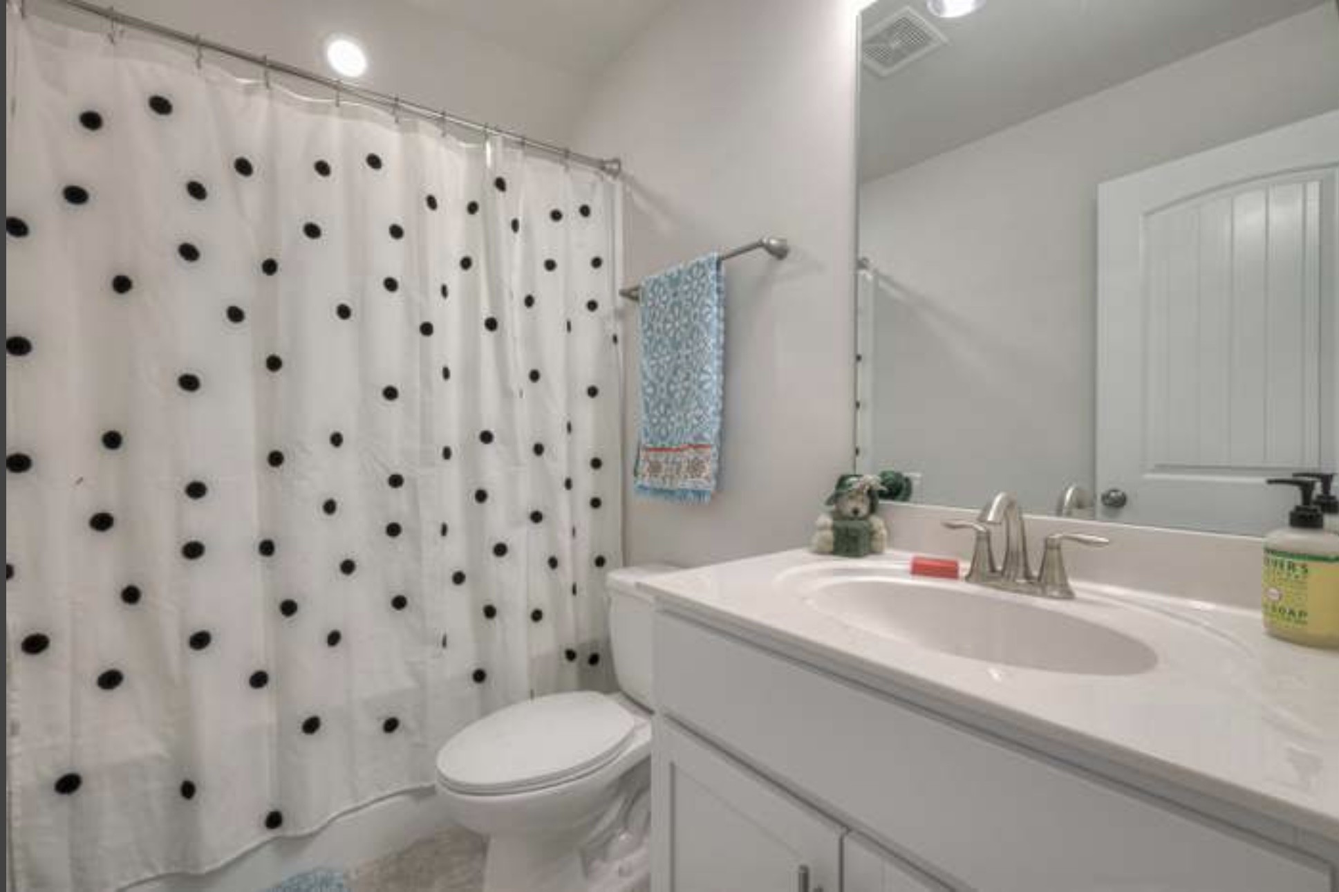 1234 Foxton Ln Property Photo 15