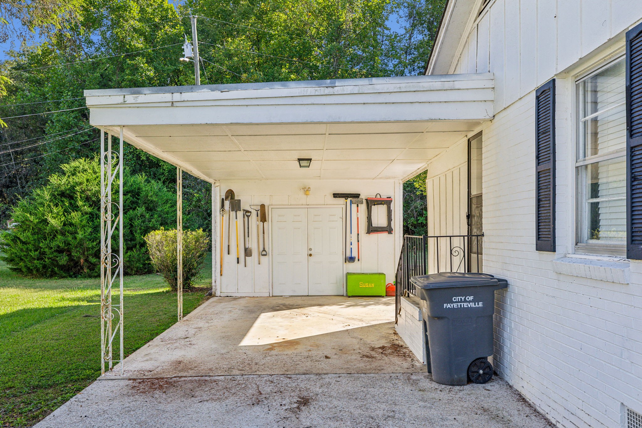 1008 Shady Ln Property Photo 31