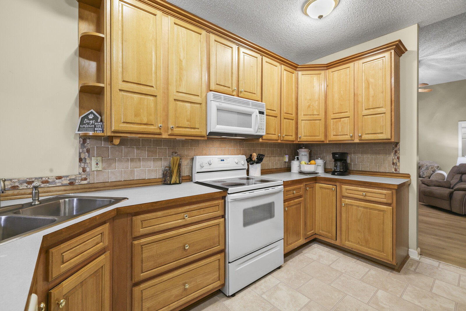 455 Bluff View Dr Property Photo 14